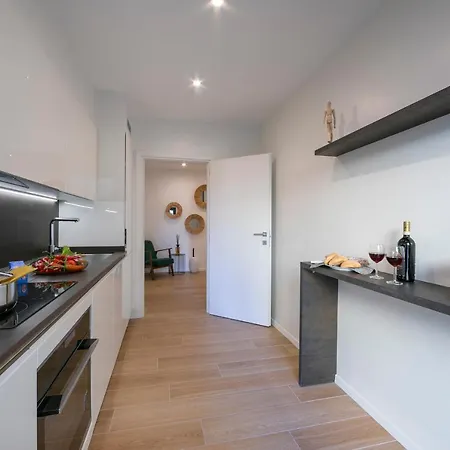 Boutique - Happy Apartment Lugano